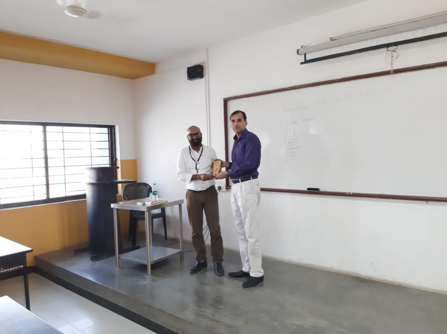 Guest Lecture about licenses food industry