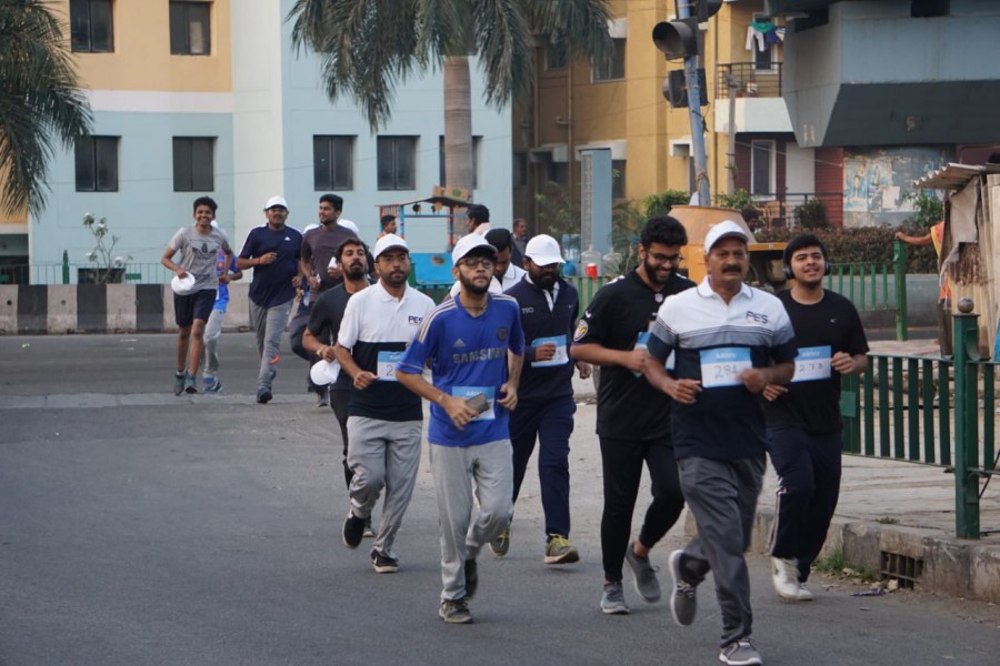 Running event for creating awareness about cancer