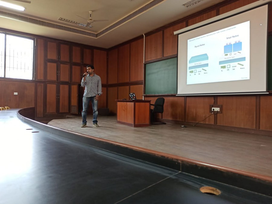 Cloud a-z, workshop on AWS for Cloud Computing held