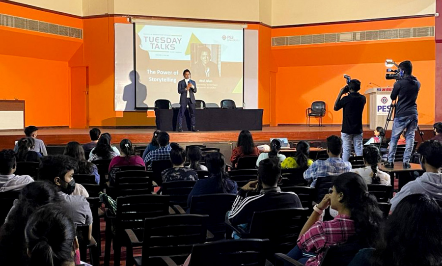 Talk on the power of storytelling