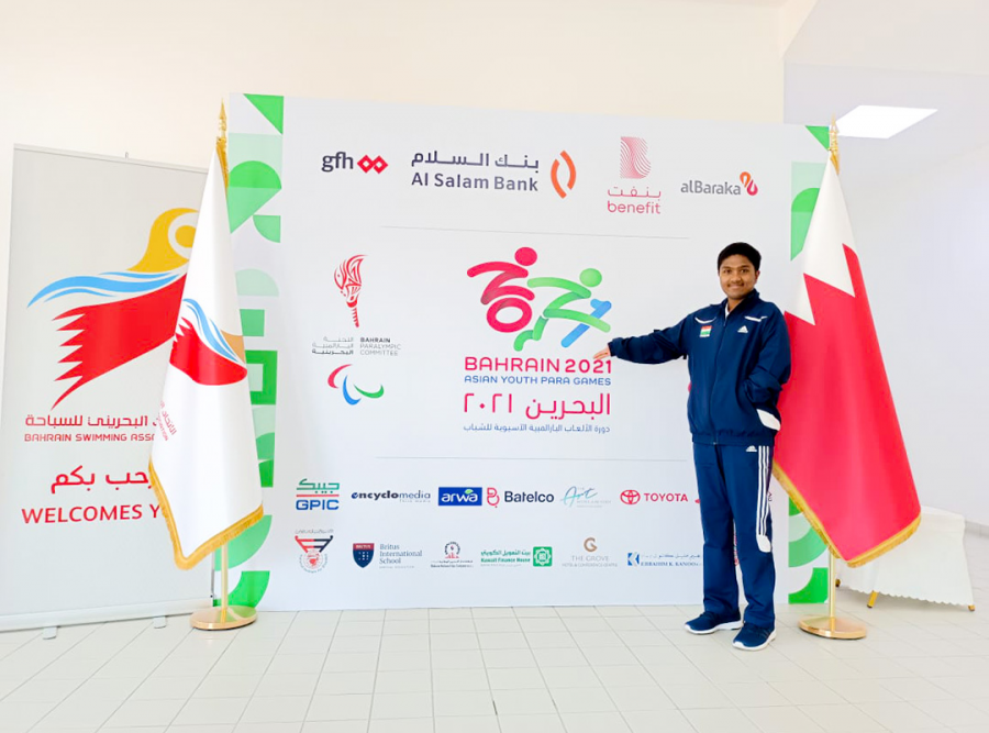 Naveen Venkatesh wins in international swimming games