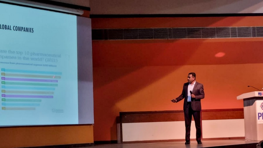 Expert talk on current status and opportunities in pharma industries