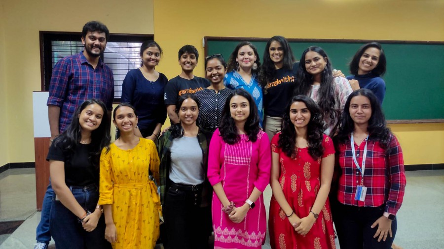 Auditions for dance club