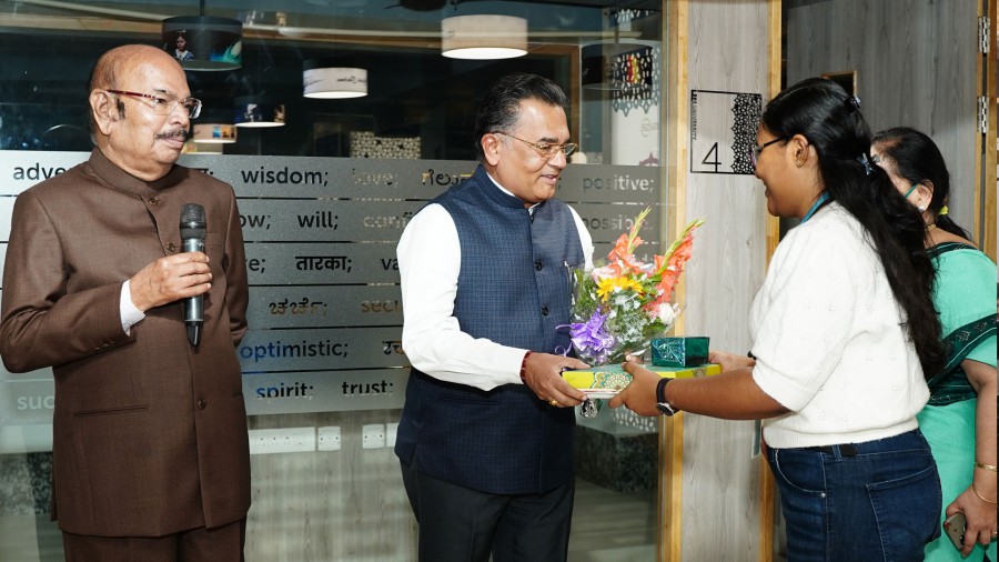 PES University hosts a hackathon for Government (BBMP) High School Students on the occasion of the Golden Jubilee celebration - SAMAGIC