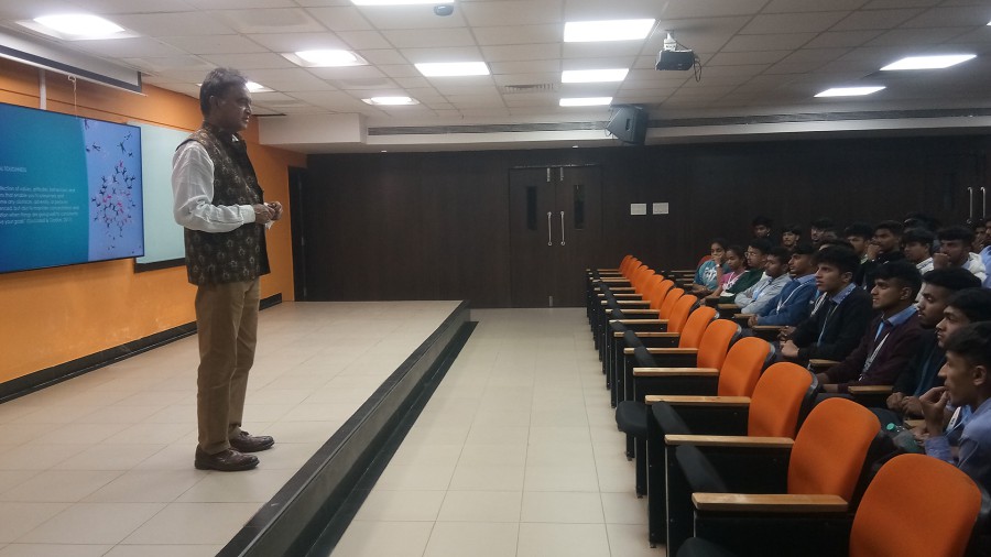 Guest talk on mental toughness in sports