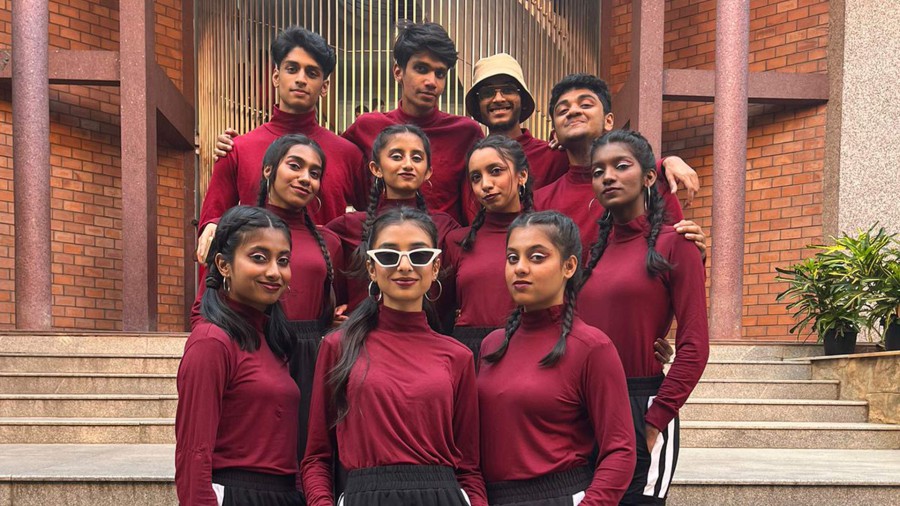 Win in western dance competition