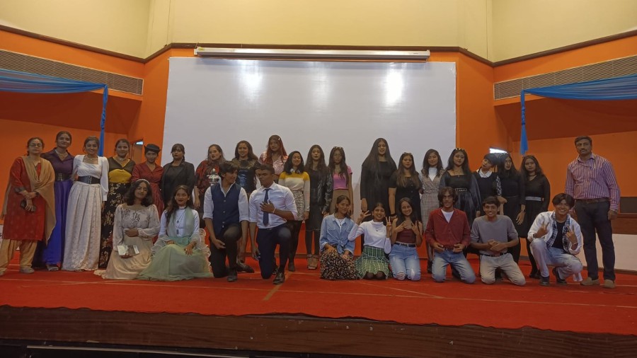 Thematic fashion contest