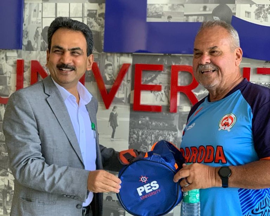Renowned Australian cricket coach visit the PES University