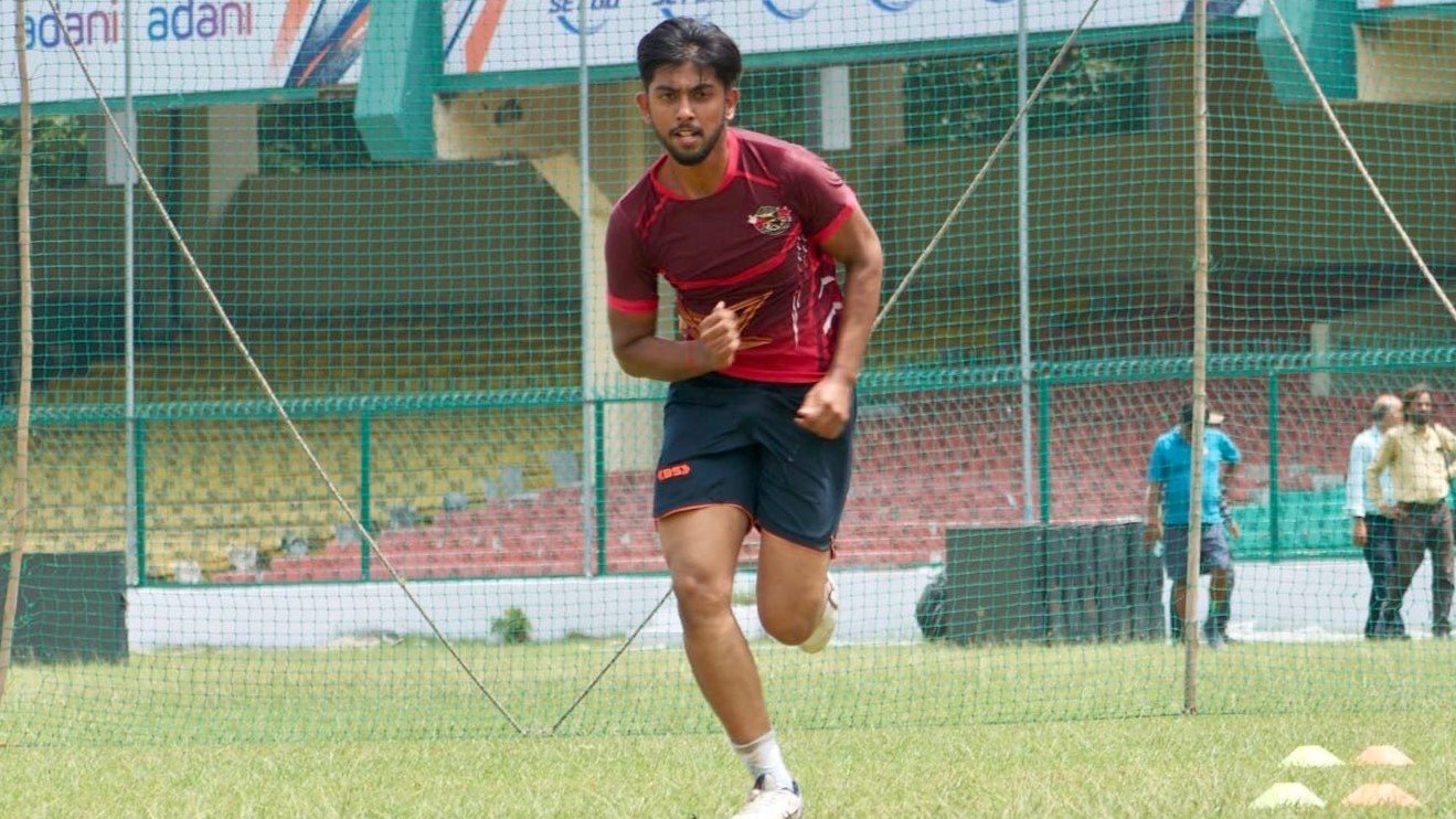 Student Achievement: Arjun Kumar Singh to play in UP T20 league