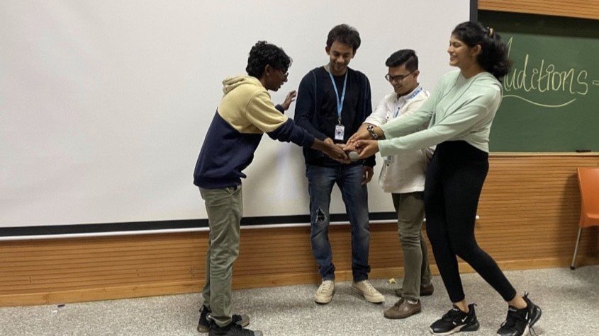 Music club orientation event