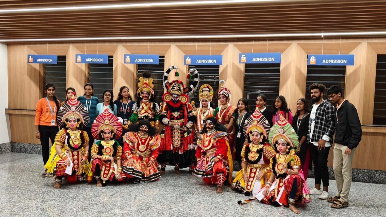 ಪಿಇಎಸ್ ವಿಶ್ವವಿದ್ಯಾಲಯದಲ್ಲಿ ಅದ್ಧೂರಿಯಾಗಿ ಕರ್ನಾಟಕ ರಾಜ್ಯೋತ್ಸವ ಆಚರಣೆ