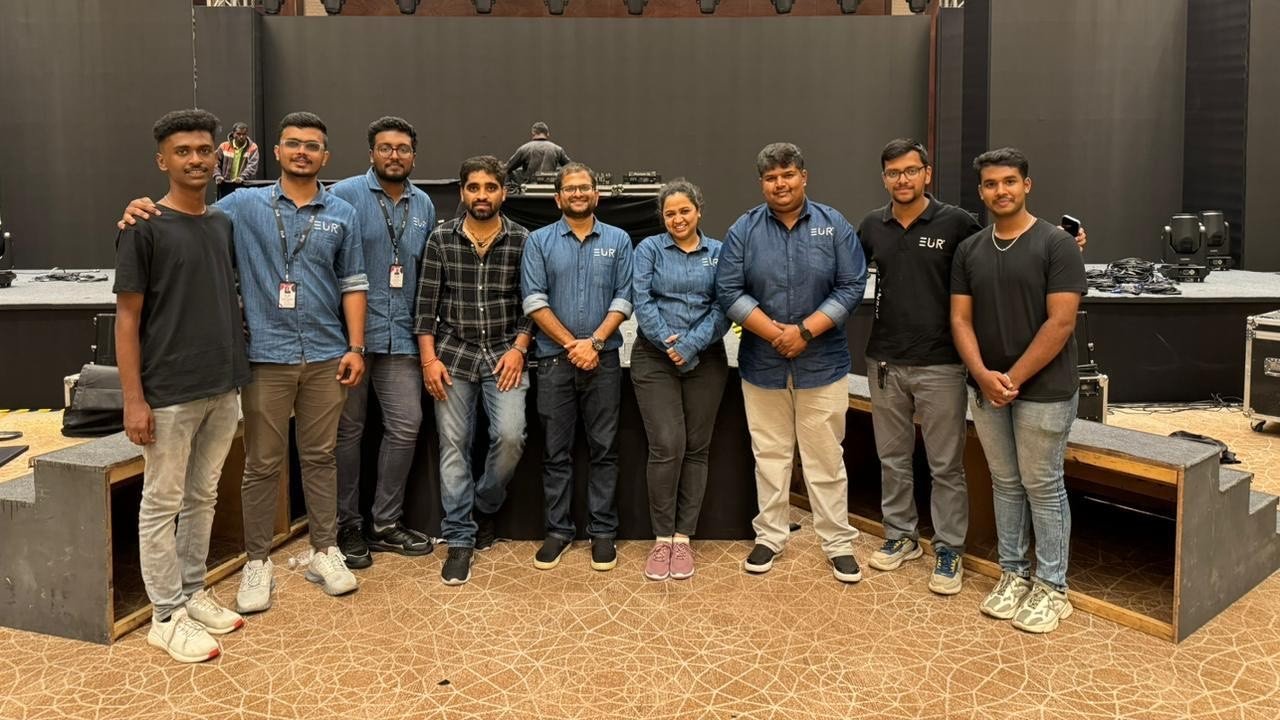 Understanding arrangements for successful corporate day