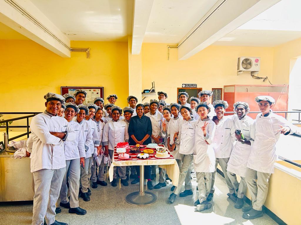 Workshop on basic sponges and cakes