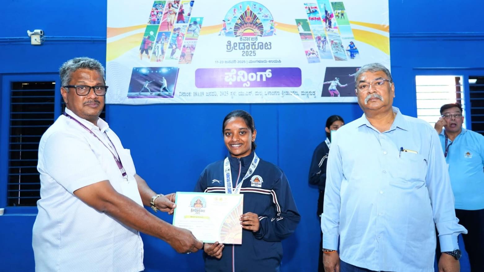 Student Achievement: Dhruthika wins medal in fencing