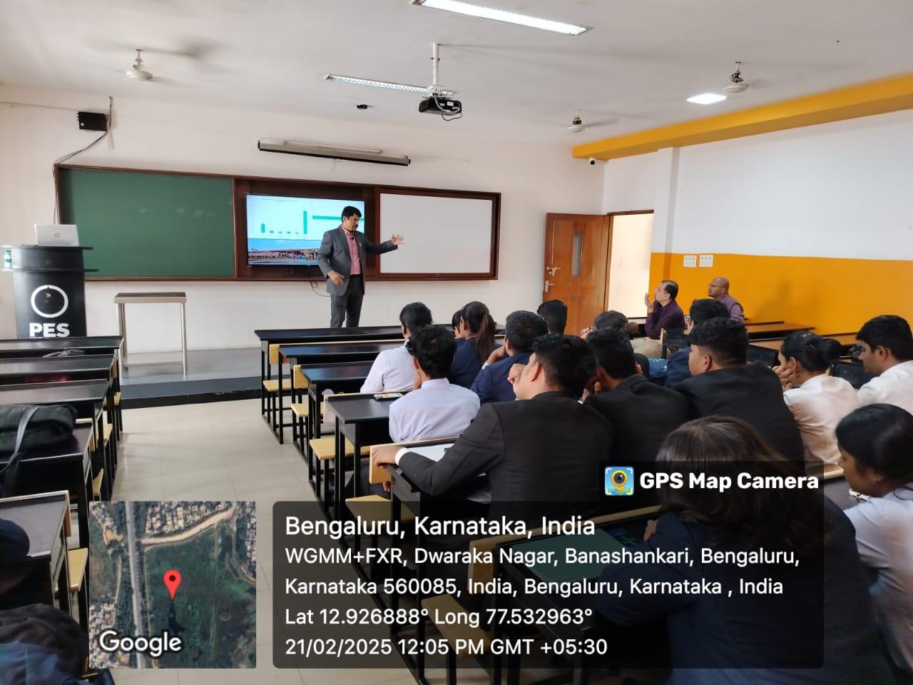 Expert talk on upgrading airport management