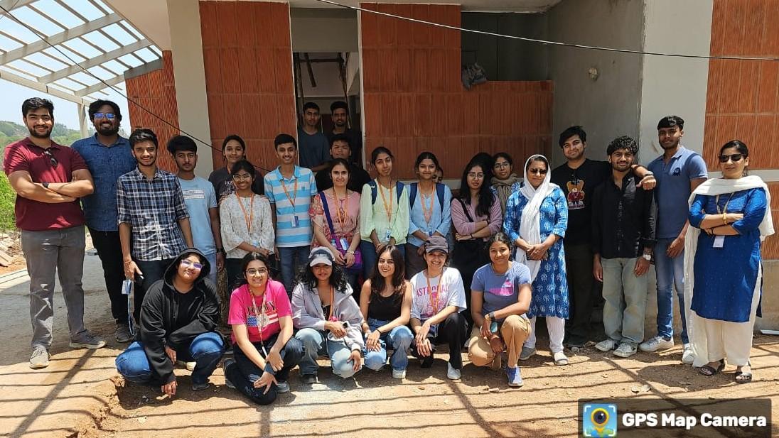 Field visit to study emerging building techniques