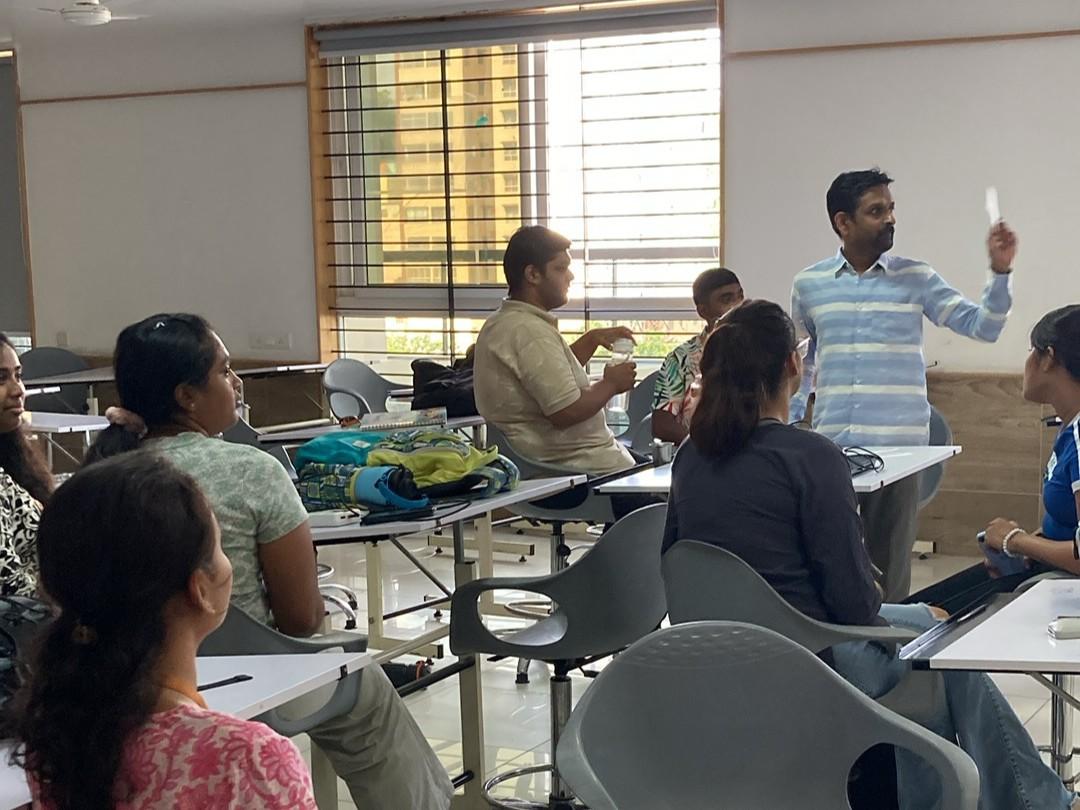 Workshop on use of paper tubes in architectural design