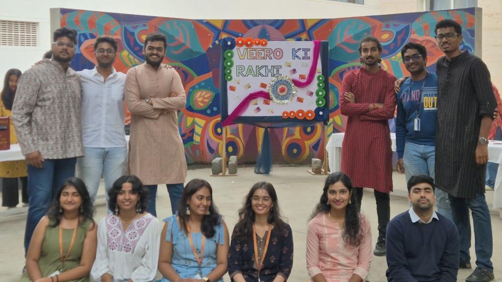 Glowing tributes to jawans with rakhis and messages