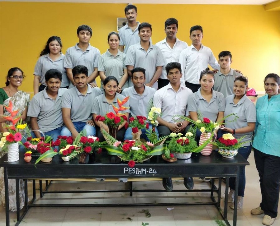 Artistry Floral Workshop