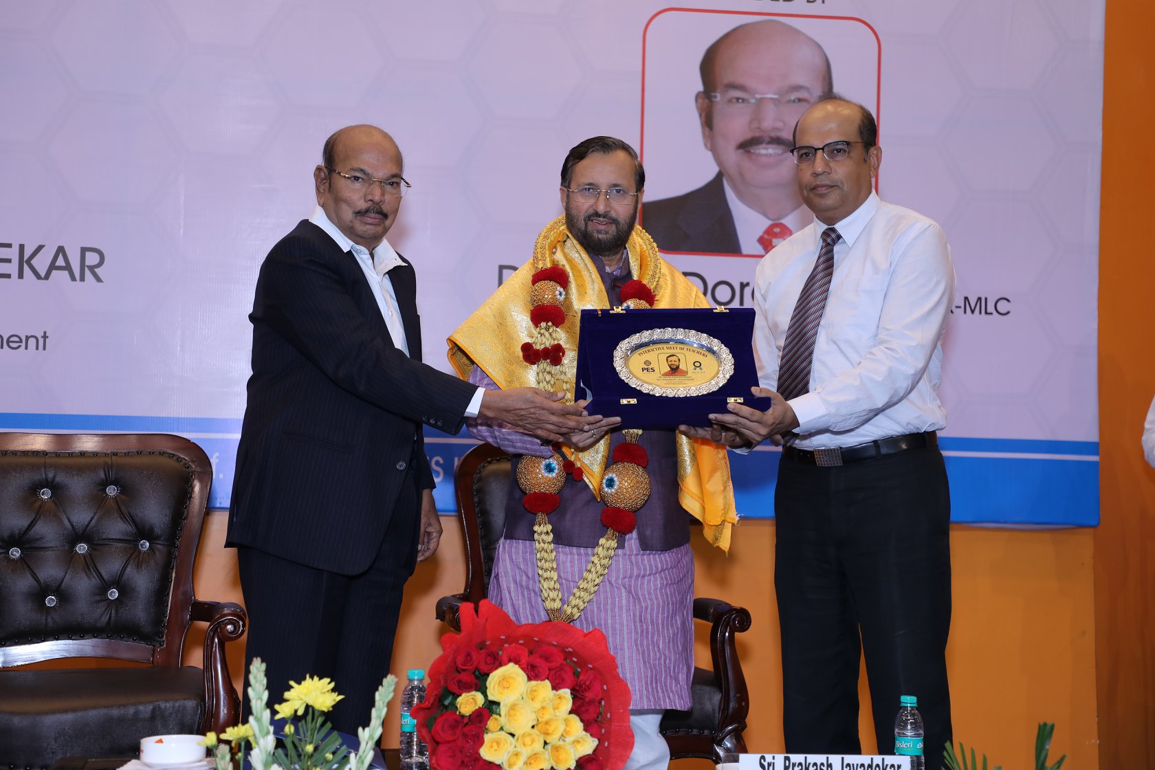 Shri Prakash Javadekar, Hon’ble Minister for HRD @ PESU for interactive meet with teachers