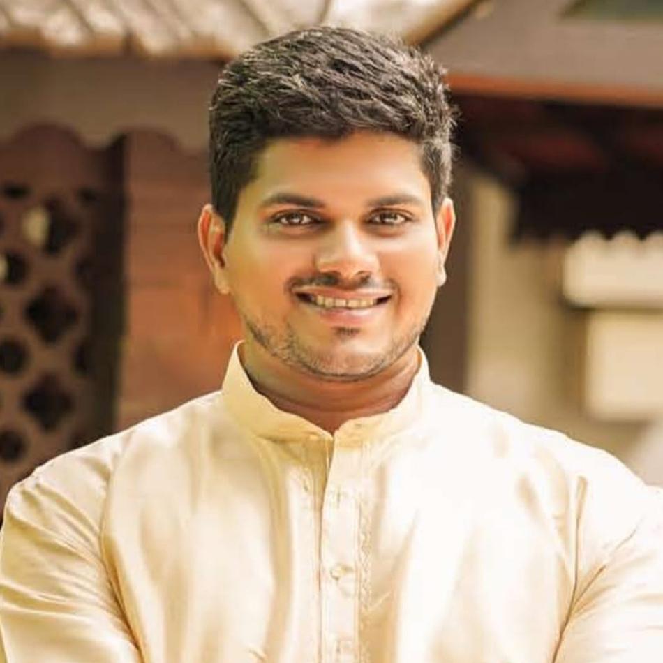 NIKHIL MANIKANDAN 