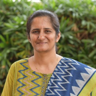 Vandana M Ladwani
