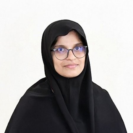 Ayisha Noori V K